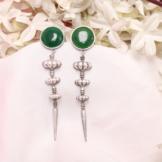 SUI DHAGA LOOK MONALISA STONE EARRING-GREEN -EARRING