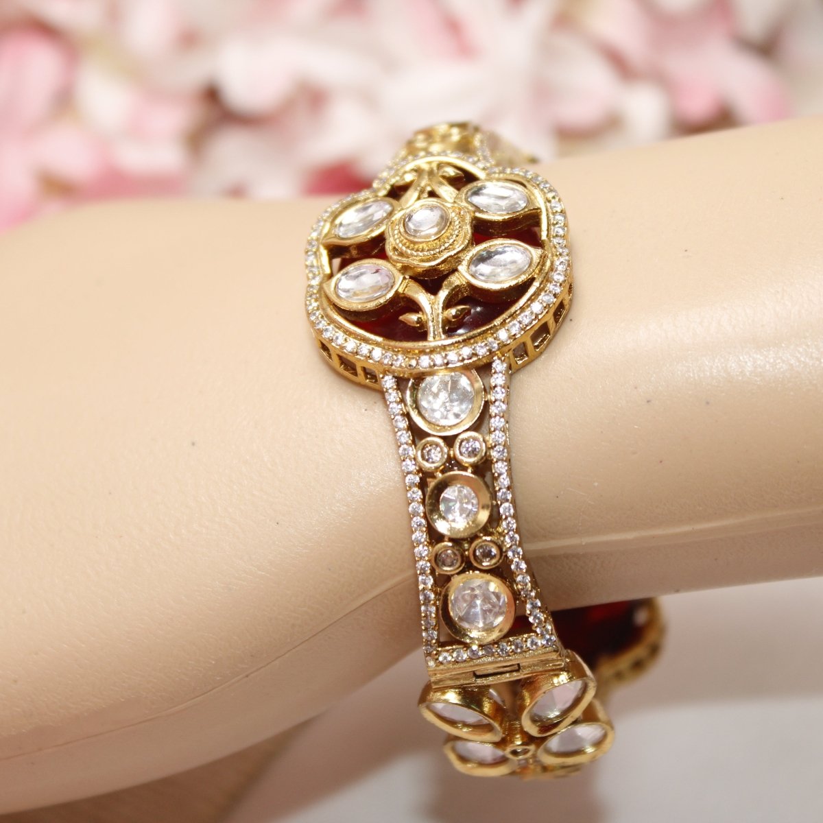 TRADITIONAL STONE & ZIRCON WITH CUTWORK KADA-RED -kada