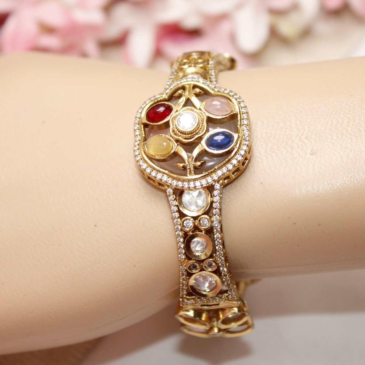 TRADITIONAL STONE & ZIRCON WITH CUTWORK KADA-WHITE -kada