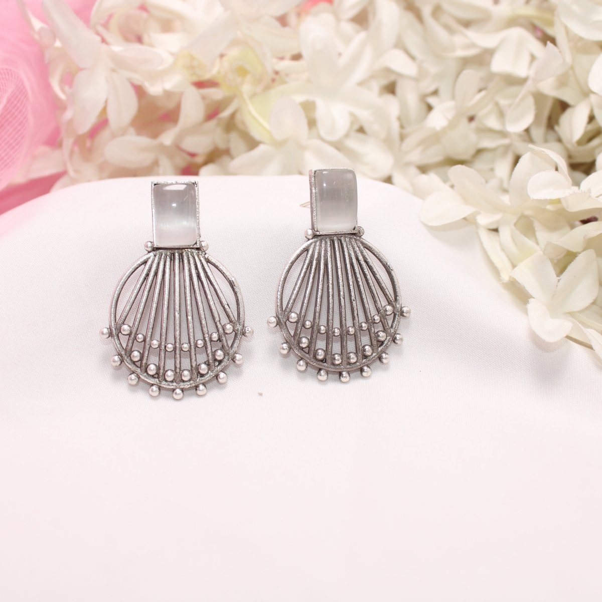 ZIVA MONALISA STONE EARRING-GREY -EARRING