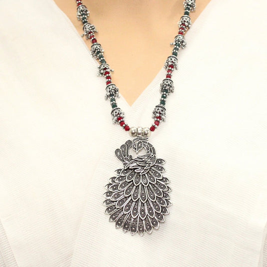 BANJARA PENDANT SET-PEACOCK PATTERN-MAROON&GREEN BEADS -