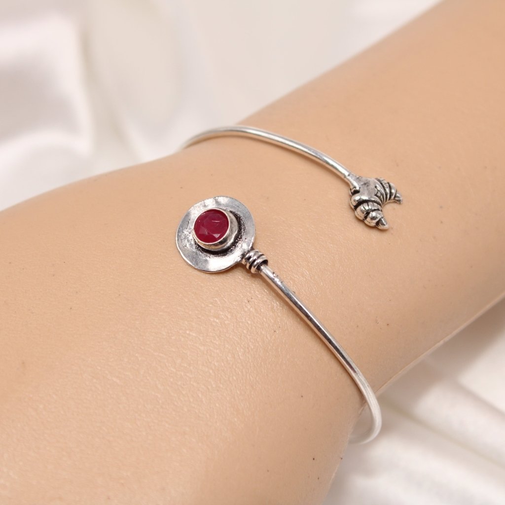 BRACELET-MAROON STONE & MOON PATTERN -Bracelets