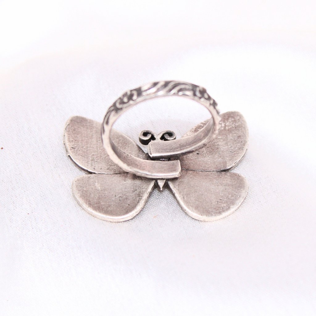 BUTTERFLY PATTERN STATEMENT FINGER RING -Rings