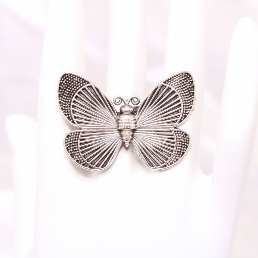 BUTTERFLY PATTERN STATEMENT FINGER RING -Rings