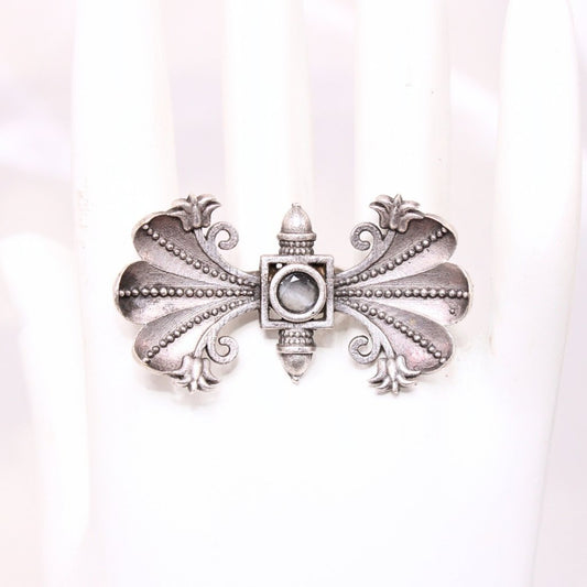 BUTTERFLY PATTERN WITH STONE STATEMENT FINGER RING-GREY -Rings