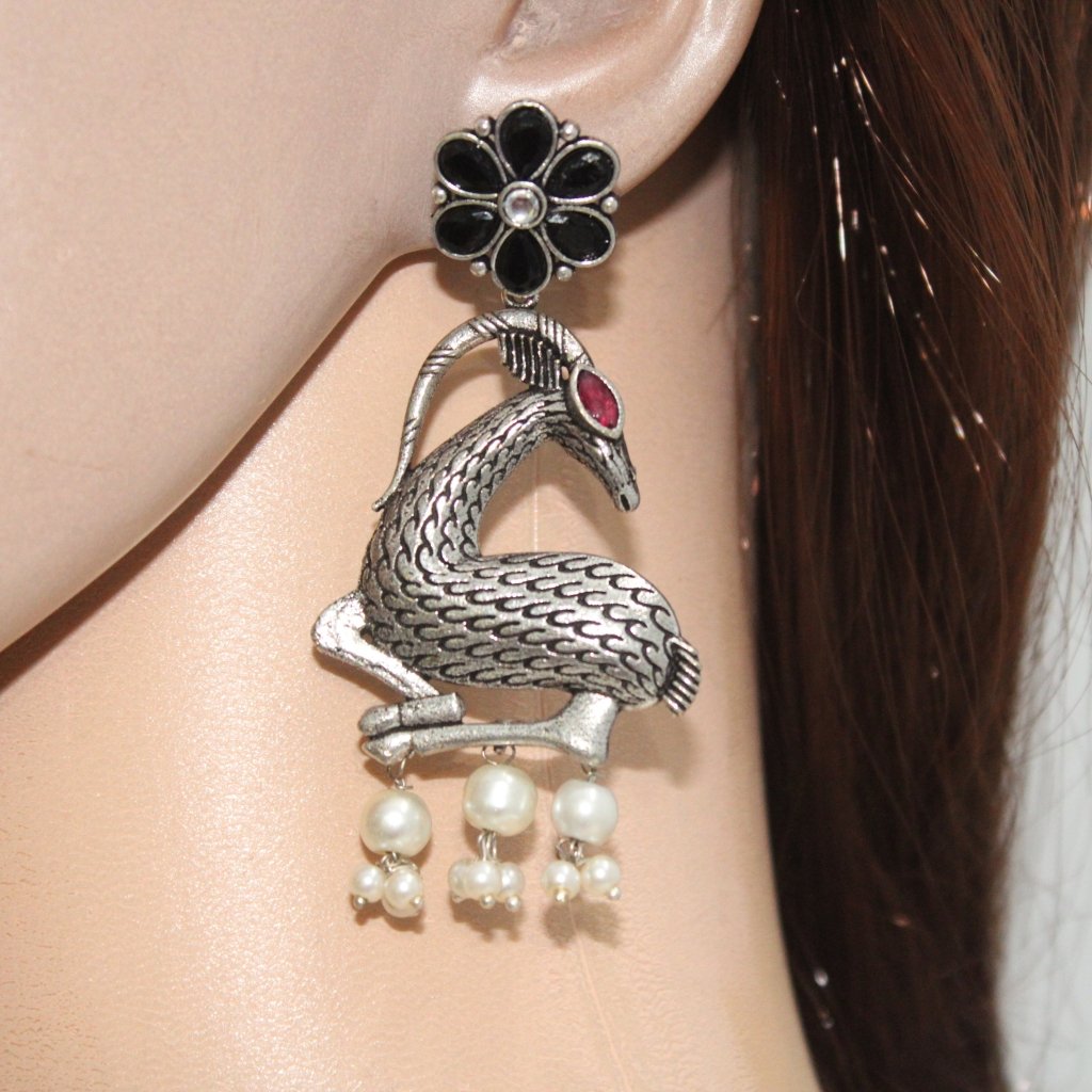 DEER PATTERN DANGLER-BLACK -EARRING