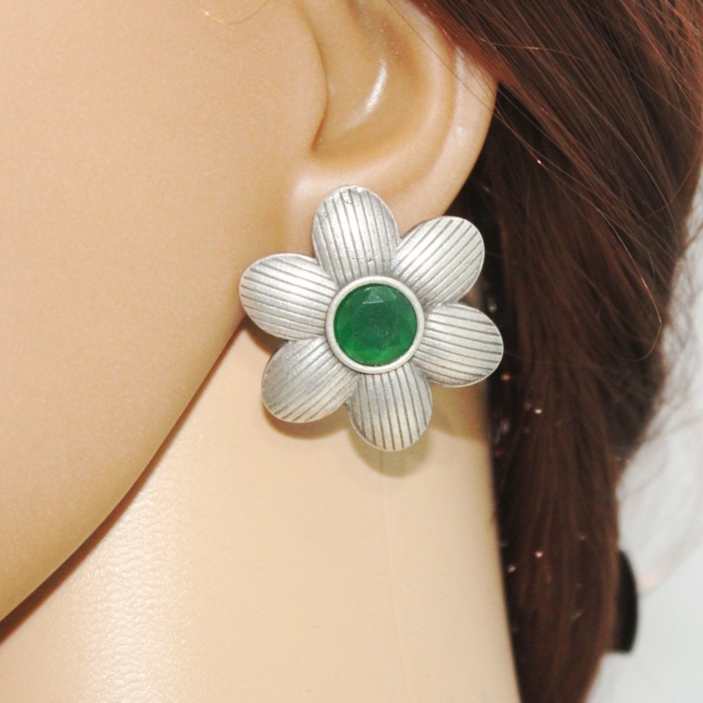 FLOWER PATTERN WITH ROUND STONE STUDS-GREEN -EARRING