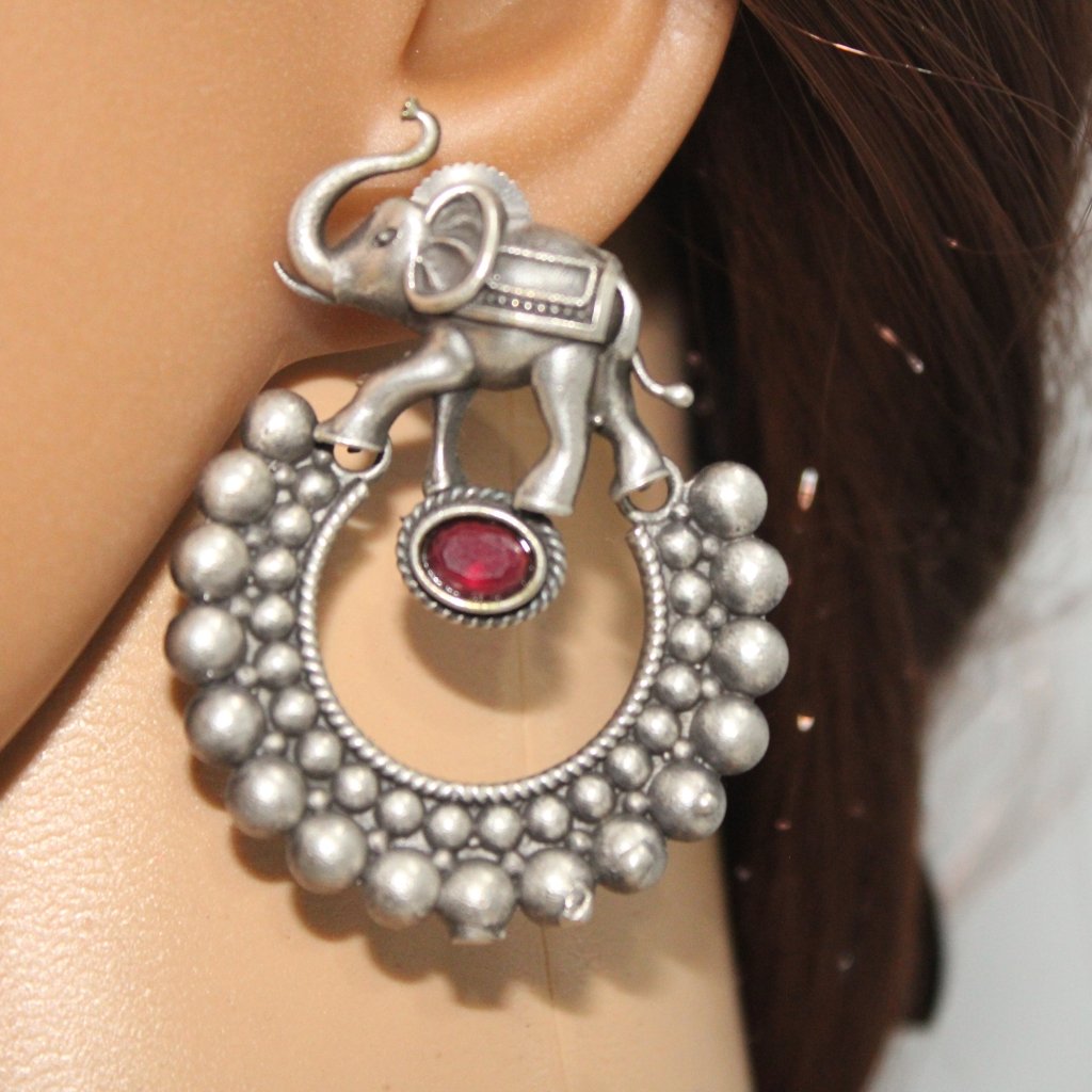 HAATHI WITH DOTTED RING PATTERN OXIDISED JHUMKA-RED -EARRING