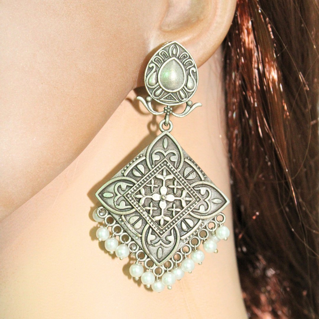 KARREGARI BOHO DANGLER-SILVER -EARRING