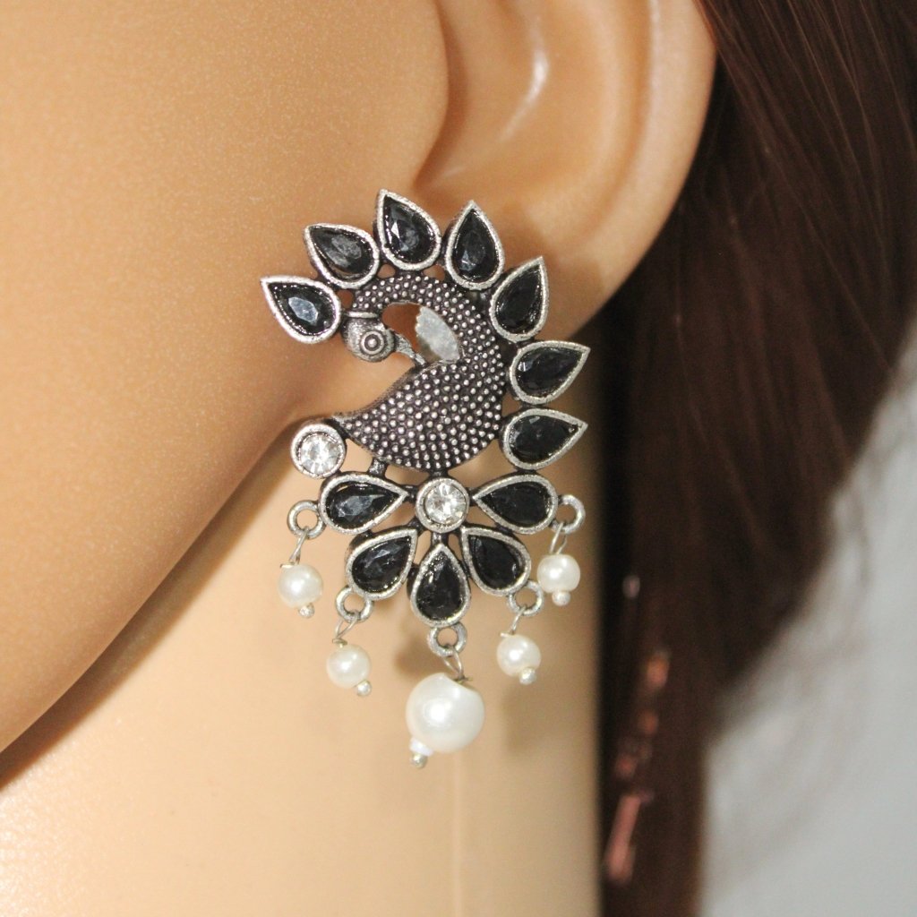 MAYURA STUD EARRING-BLACK -EARRING