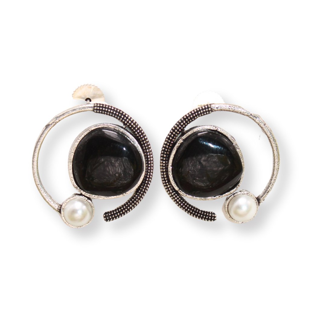 MONALISA STONE AND PEARL ROUND EARRING-BLACK -EARRING