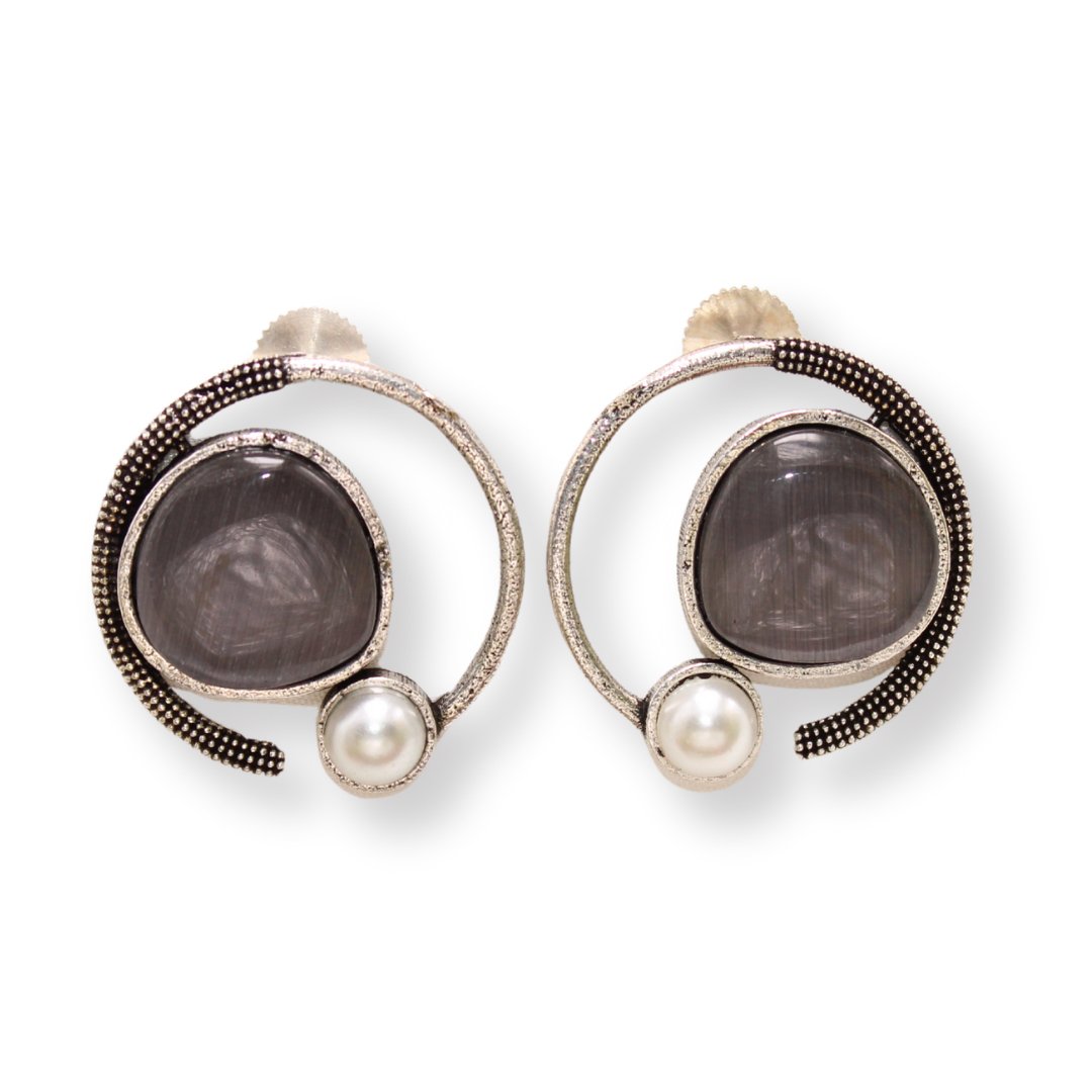 MONALISA STONE AND PEARL ROUND EARRING-GREY -EARRING