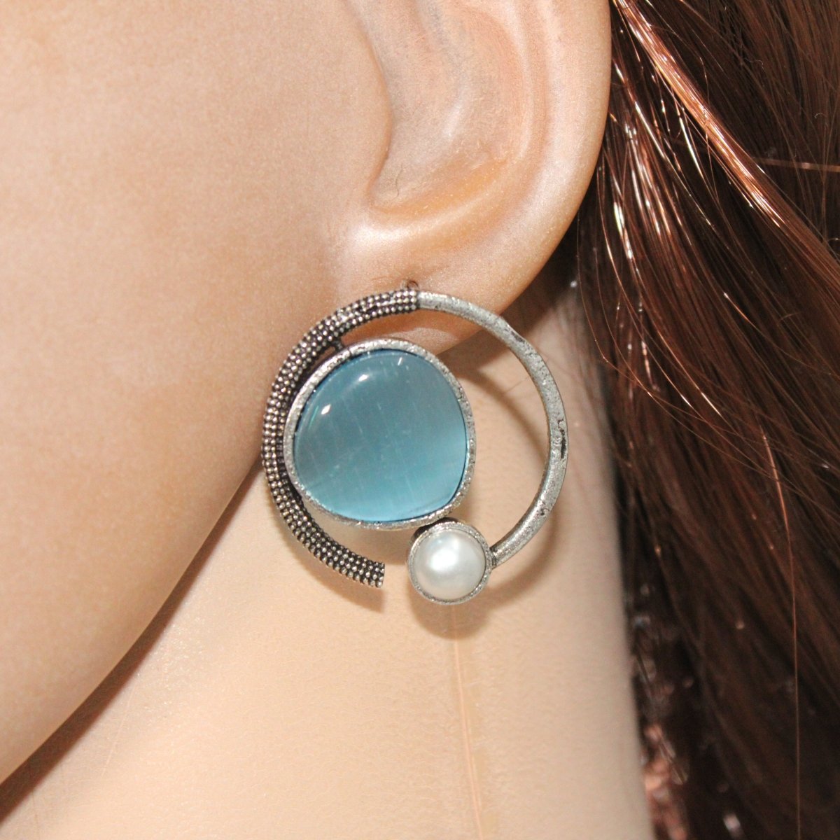 MONALISA STONE AND PEARL ROUND EARRING-TURQUOISE -EARRING