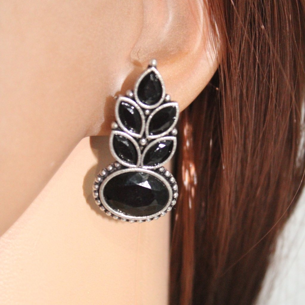 NAGINA LEAF STUD-BLACK -EARRING