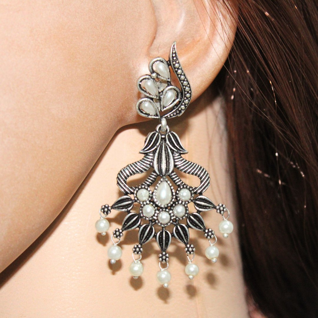 NAVRANG PANKHURI JHUMKA-WHITE -Earrings