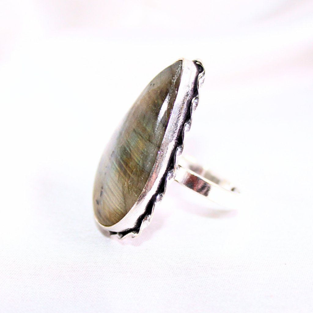 TEXTURED BIG STONE RING-GRANITE SHADE -